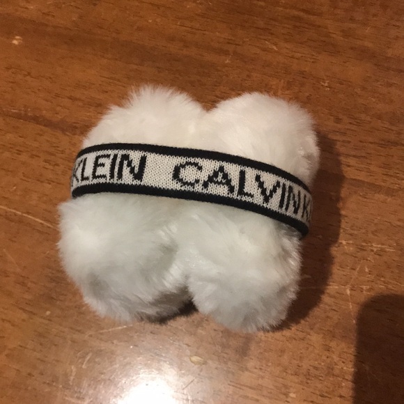 NEW Calvim Klein fleece earcover - Picture 7 of 8